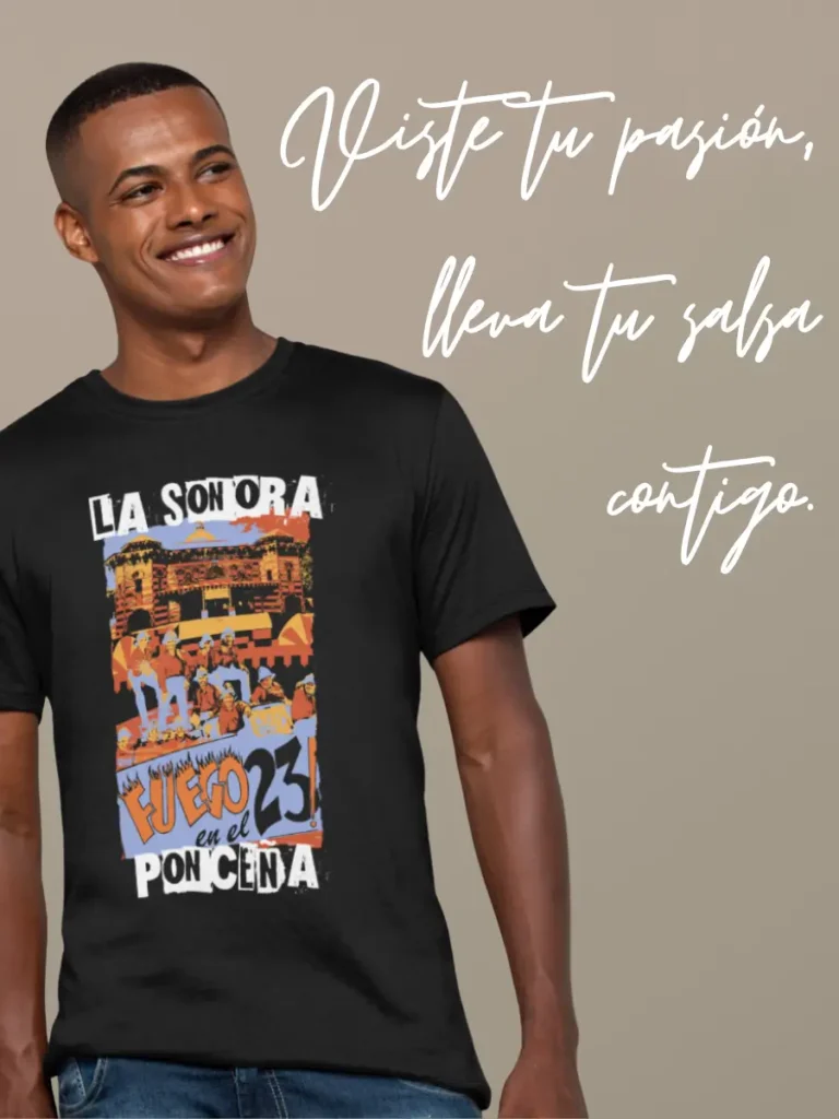 modelo con tshirt color negra y el texto: viste tu pasion, viste tu salsa.